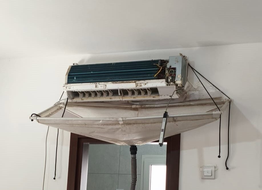 mini-split-cleaning